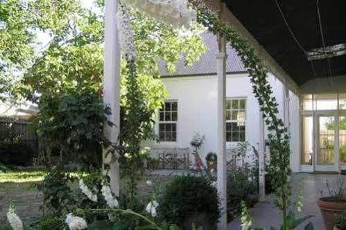 Scotsburn Camellia Cottage Bed & Breakfast מראה חיצוני תמונה